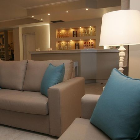Boutique Hotel Iasmos Trizonia Luaran gambar