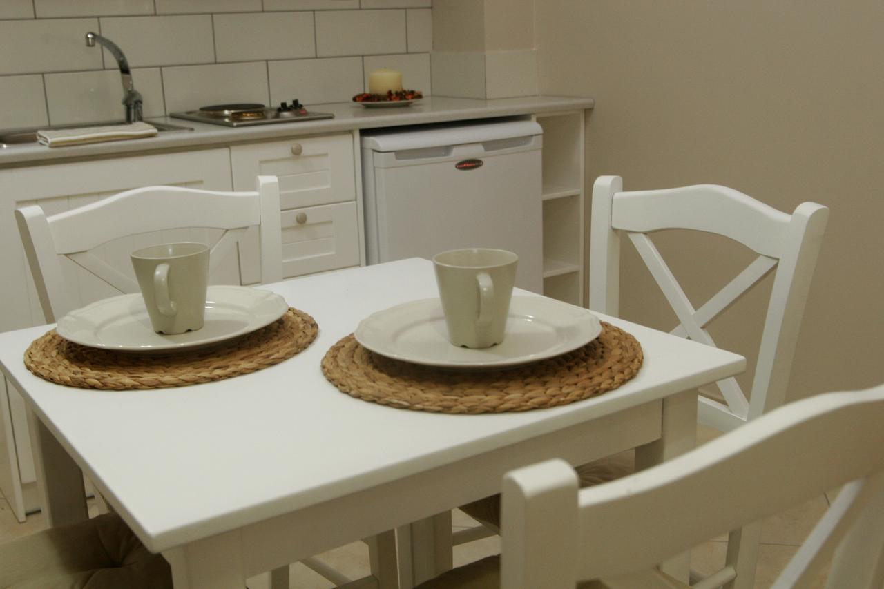 Boutique Hotel Iasmos Trizonia Luaran gambar