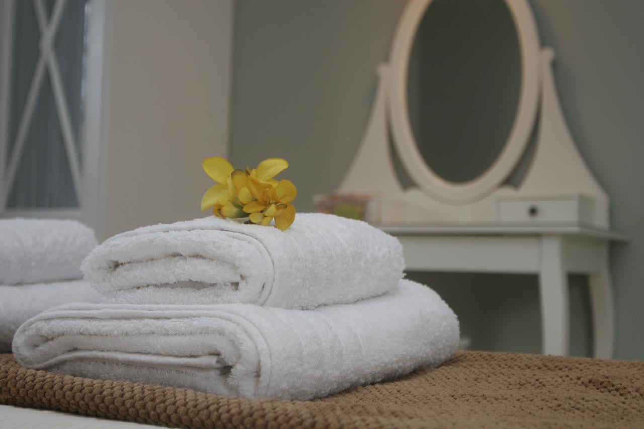 Boutique Hotel Iasmos Trizonia Luaran gambar