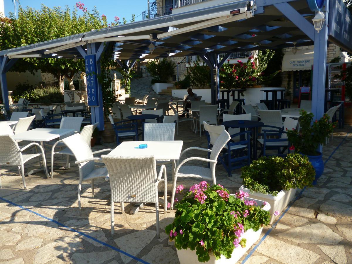 Boutique Hotel Iasmos Trizonia Luaran gambar